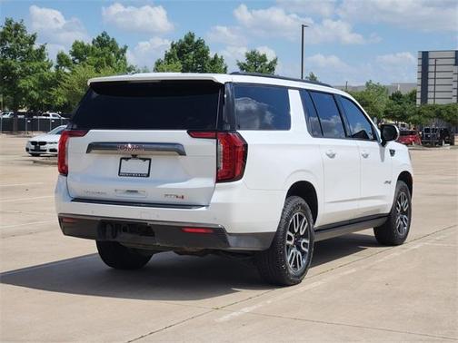 2023 GMC Yukon XL AT4