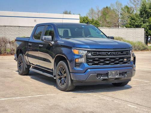Northsky Blue Metallic 2022 Chevrolet Silverado 1500 Custom