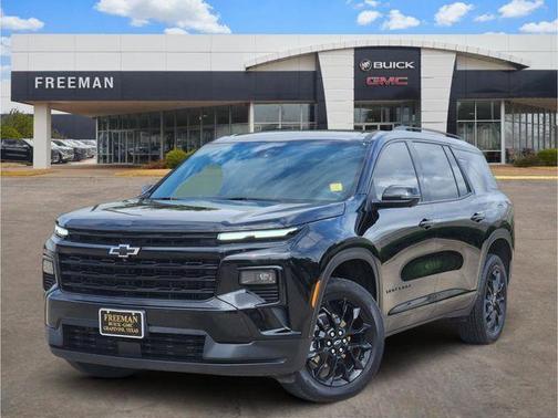 Mosaic Black Metallic 2025 Chevrolet Traverse LT