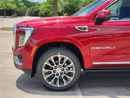 2025 GMC Yukon Denali