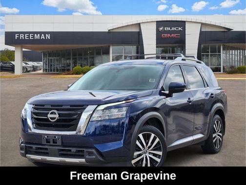 2023 Nissan Pathfinder Platinum