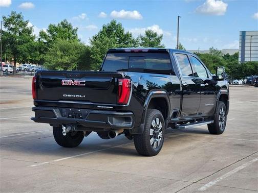 2024 GMC Sierra 2500 Denali
