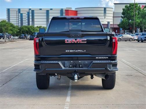 2024 GMC Sierra 2500 Denali