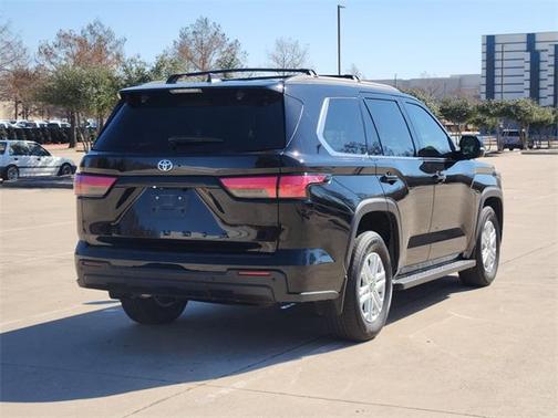 2024 Toyota Sequoia SR5