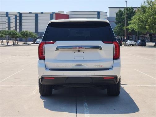 2024 GMC Yukon XL AT4