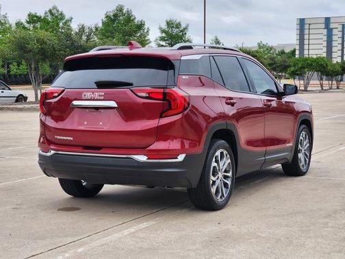 Red Quartz Tintcoat 2021 GMC Terrain SLT