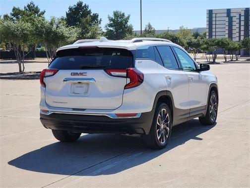 2022 GMC Terrain SLT