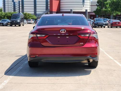 2022 Toyota Camry LE