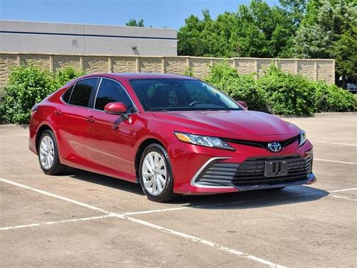 2022 Toyota Camry LE