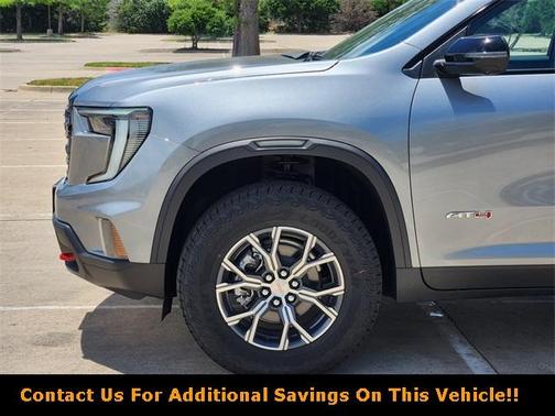 2025 GMC Acadia AT4