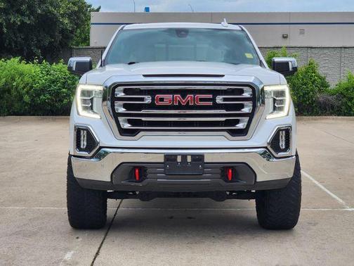 White Frost 2022 GMC Sierra 1500 Limited SLT