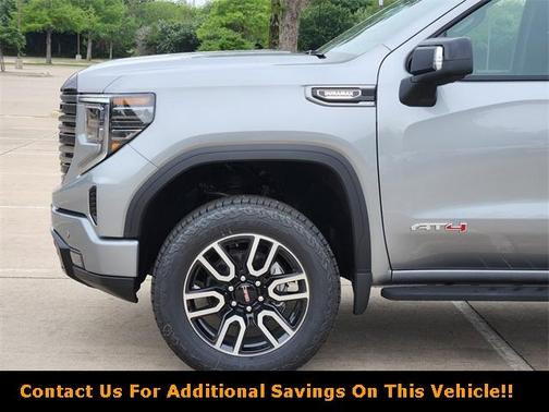 2025 GMC Sierra 1500 AT4