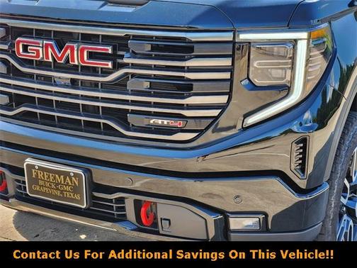 2025 GMC Sierra 1500 AT4