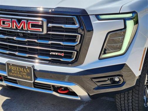 2025 GMC Yukon AT4