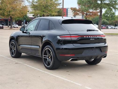 2021 Porsche Macan Base