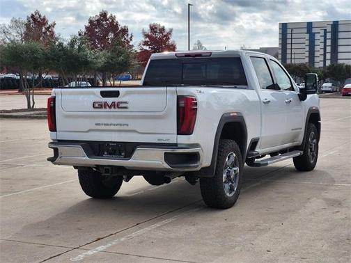 2025 GMC Sierra 2500 SLT