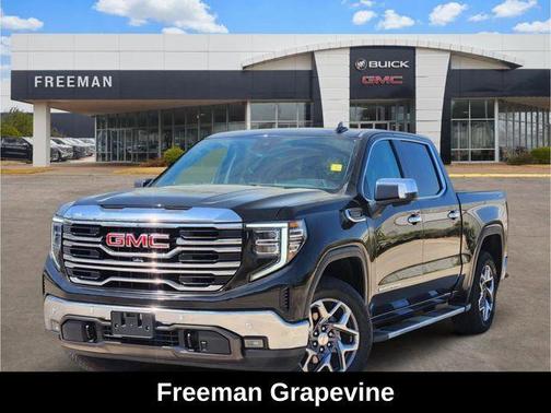 Onyx Black 2022 GMC Sierra 1500 SLT