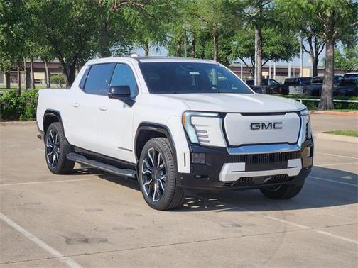 2025 GMC Sierra EV Denali