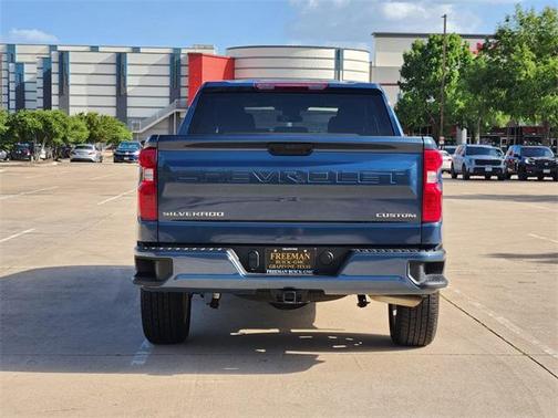 2024 Chevrolet Silverado 1500 Custom