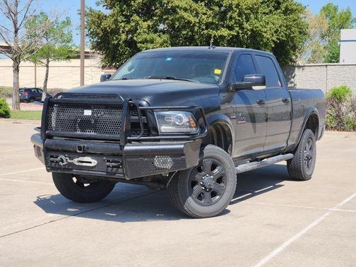 Brilliant Black Crystal Pearlcoat 2016 RAM 2500 Laramie