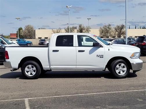2022 RAM 1500 Classic SLT