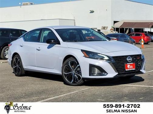 2025 Nissan Altima SR