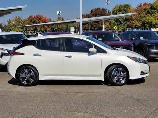 2021 Nissan Leaf SV PLUS