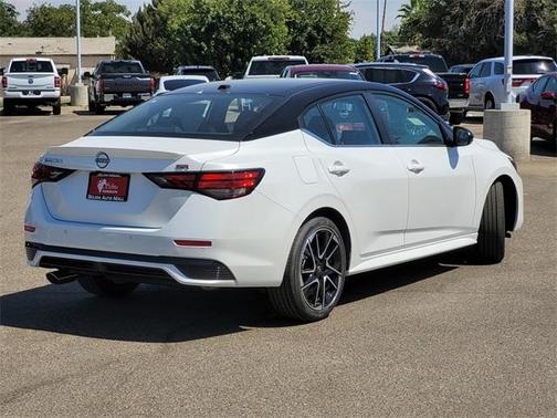 2025 Nissan Sentra SR