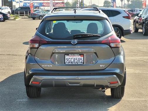 2023 Nissan Kicks SV
