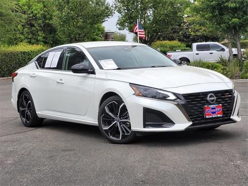 2023 Nissan Altima 2.5 SR