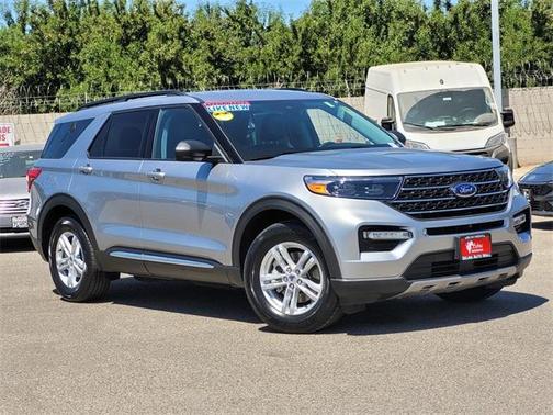 2024 Ford Explorer XLT