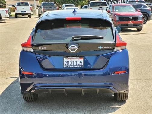 2022 Nissan Leaf S