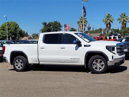 2023 GMC Sierra 1500 SLE