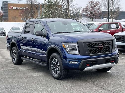 2024 Nissan Titan PRO-4X
