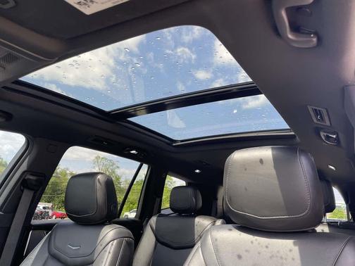 Stellar Black Metallic 2021 Cadillac XT6 Sport AWD