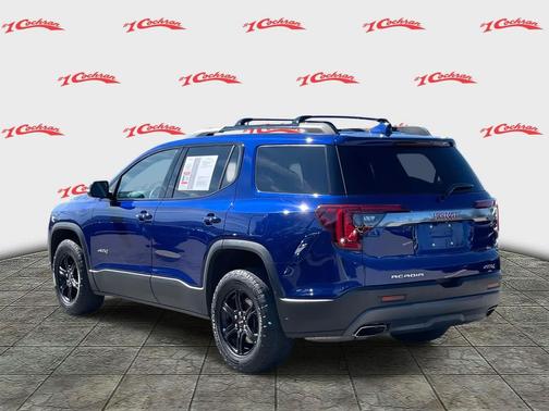 2023 GMC Acadia AWD AT4