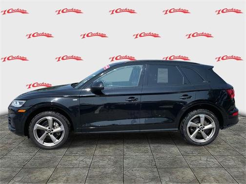 2020 Audi Q5 45 Titanium Premium