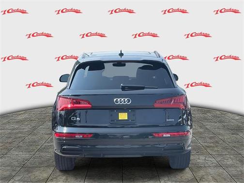 2020 Audi Q5 45 Titanium Premium