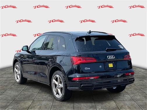 2020 Audi Q5 45 Titanium Premium