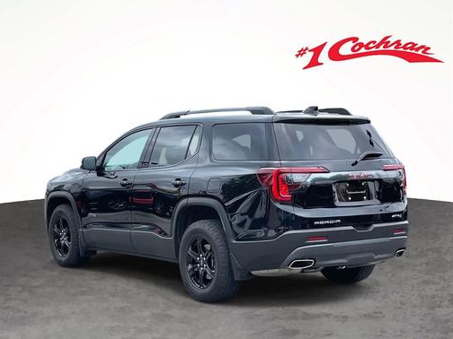 2023 GMC Acadia AWD AT4