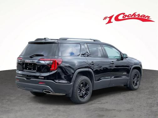 2023 GMC Acadia AWD AT4