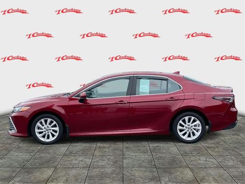 2022 Toyota Camry LE