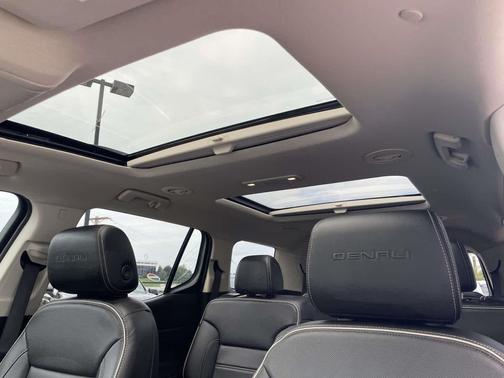 White Frost Tricoat 2023 GMC Acadia Denali