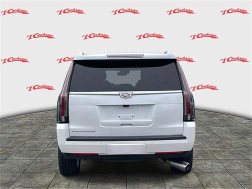 2017 Cadillac Escalade Luxury