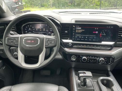 Summit White 2024 GMC Sierra 1500 SLT