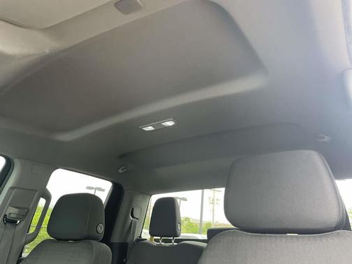 Summit White 2023 GMC Sierra 1500 Elevation