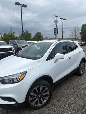 Summit White 2022 Buick Encore Preferred