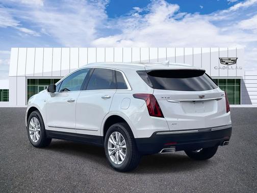 2025 Cadillac XT5 Luxury