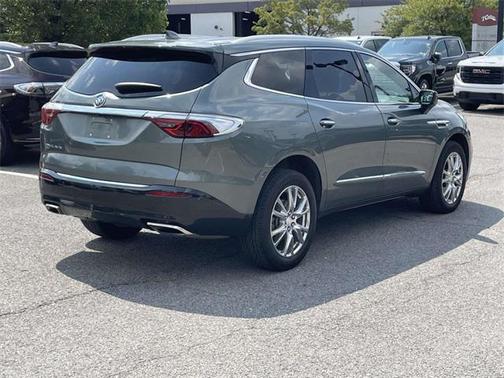 2022 Buick Enclave AWD Essence