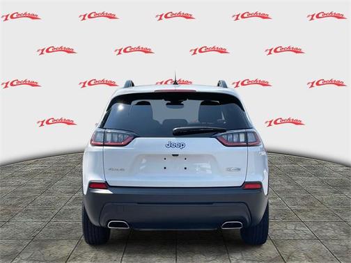 2022 Jeep Cherokee Latitude Lux